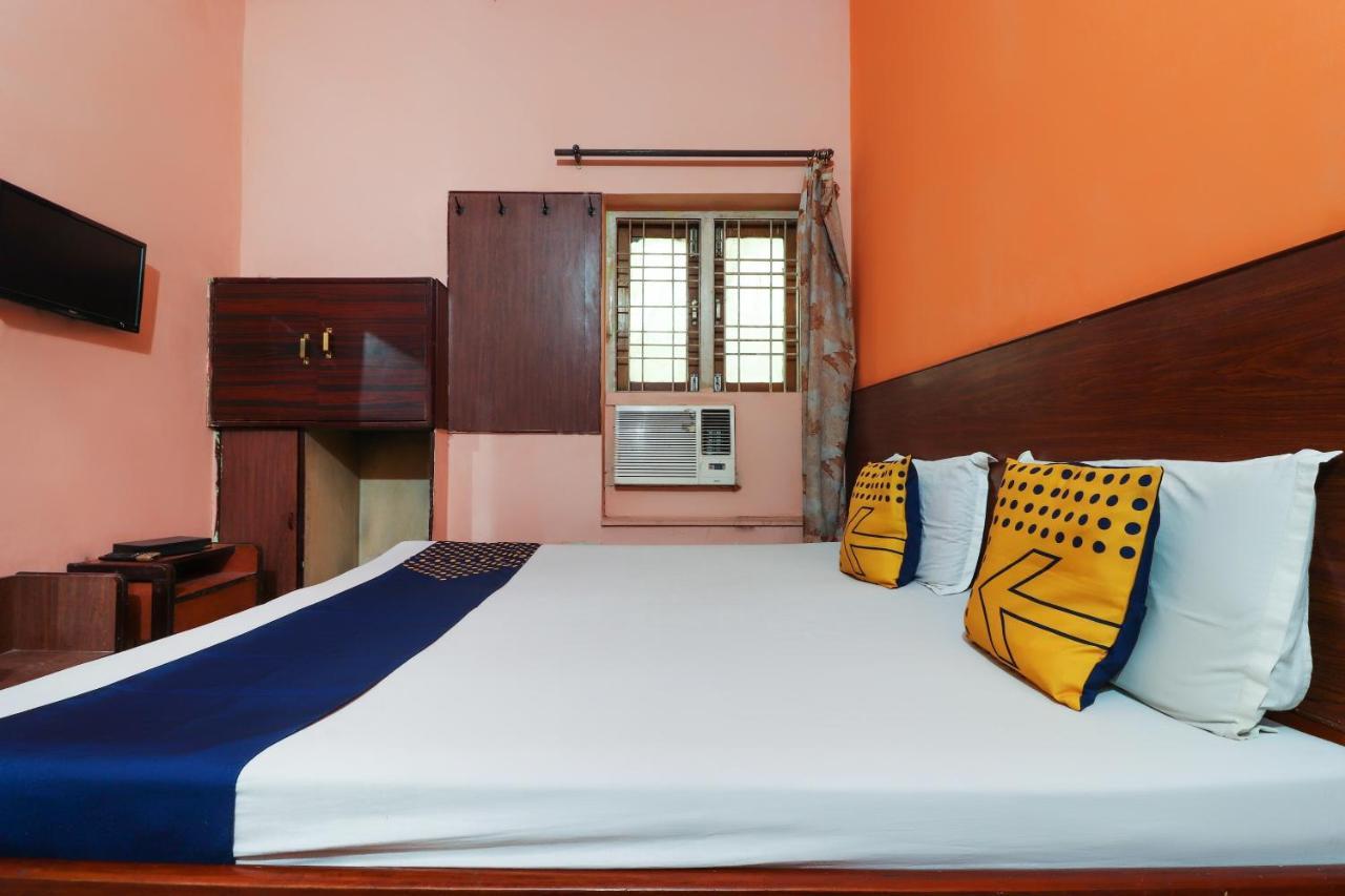 Spot On Jaiswal Guest House Hasanganj Ngoại thất bức ảnh