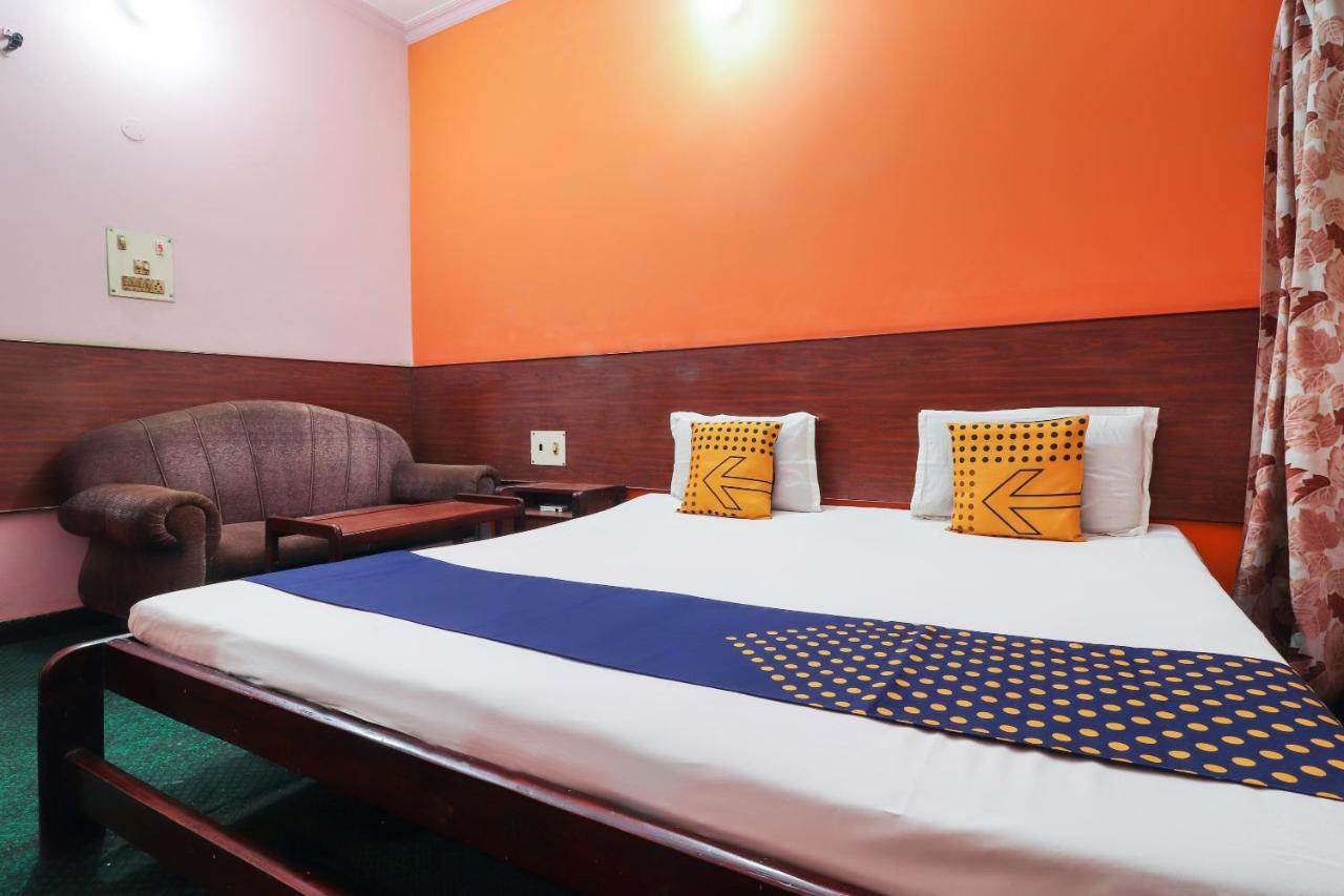 Spot On Jaiswal Guest House Hasanganj Ngoại thất bức ảnh