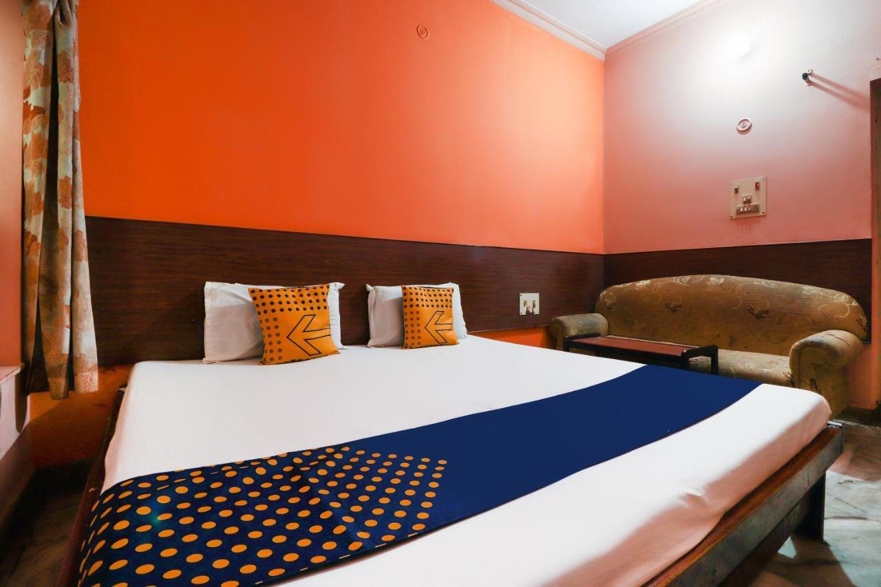 Spot On Jaiswal Guest House Hasanganj Ngoại thất bức ảnh